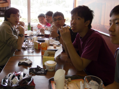 OLYMPUS DIGITAL CAMERA