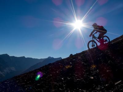 #dellacreek #helibiking