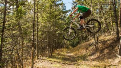 #ridethecariboo #pumpkinride #redshreds #williamslake
