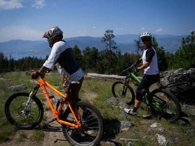 Naramata - Bush Pilot Biking - Feniak